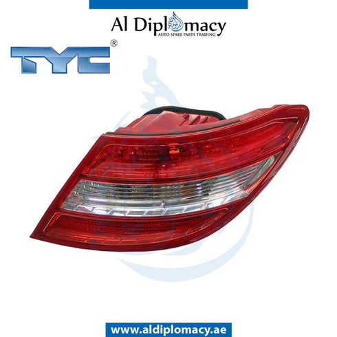 Right STOPLIGHT for Mercedes-Benz C Class W204 (2007-2015) models, Part Number TYC-2048200264