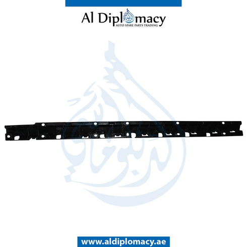 Right SIDE SKIRT SUPPORT for BMW X5 Series E70 (2006-2013) models, Part Number U-51777207196