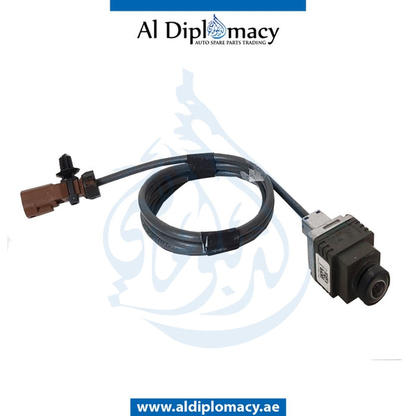 Front VIEW CAMERA for Mercedes-Benz CLS Class W212 (2009-2016) models, Part Number UN-0009053804