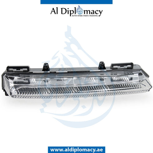 Right FOG Lamp, LED for Mercedes-Benz B Class W246 (2011-2019) models, Part Number UN-0999065600