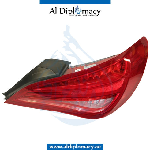 Right STOPLIGHT for Mercedes-Benz CLA Class W117 (2013-2022) models, Part Number UN-1179060401