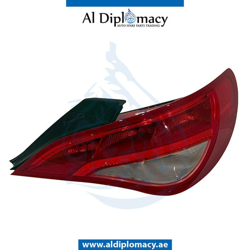 Right STOPLIGHT for Mercedes-Benz CLA Class W117 (2013-2022) models, Part Number UN-1179062000