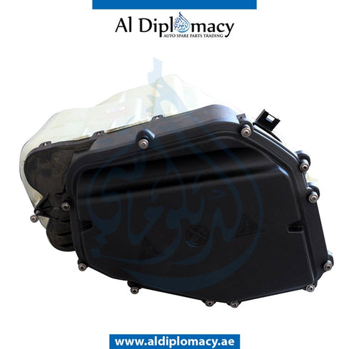 FUSE BOX COVER for BMW Z4 Series E89 (2012-2017) models, Part Number UN-12907578120