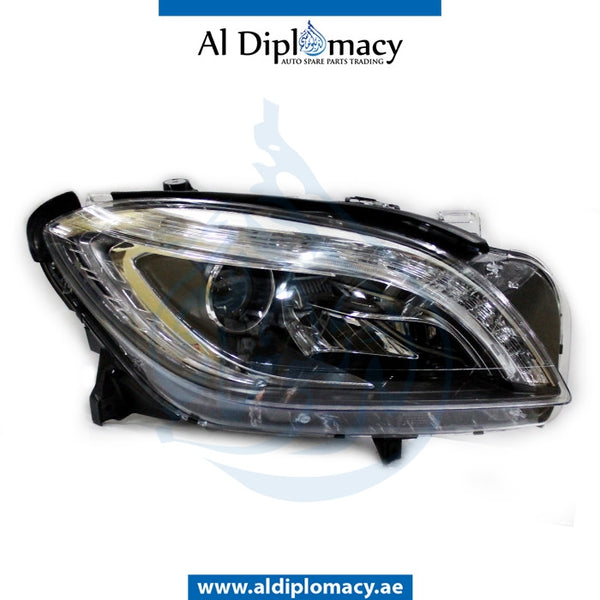 Right Headlight, Xenon, EMPTY for Mercedes-Benz GL Class W166 (2011-2019) models, Part Number UN-1668205559
