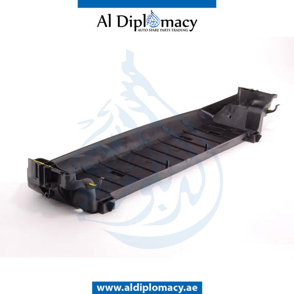 Lower RADIATOR MOUNTING BRACKET for BMW X5 Series E70 (2010-2013) models, Part Number UN-17117795909