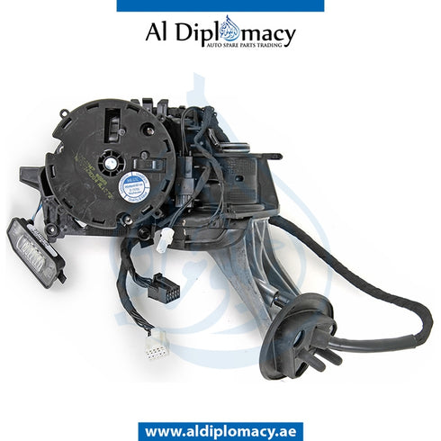 Left Mirror FRAME for Mercedes-Benz SLK Class W172 (2011-2020) models, Part Number UN-1728100376