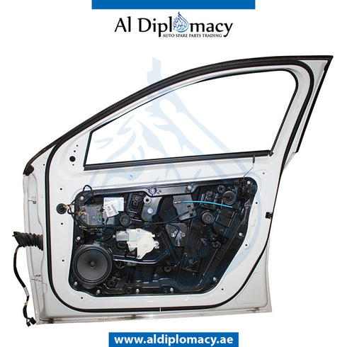 Front Right Door, EMPTY for Mercedes-Benz A Class W176 (2012-2018) models, Part Number UN-1767200205