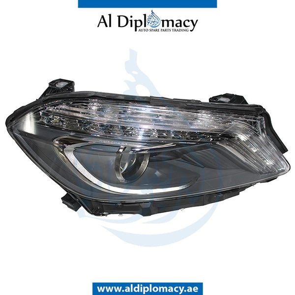 Right Headlight, BI XENON for Mercedes-Benz A Class W176 (2012-2018) models, Part Number UN-1768202861