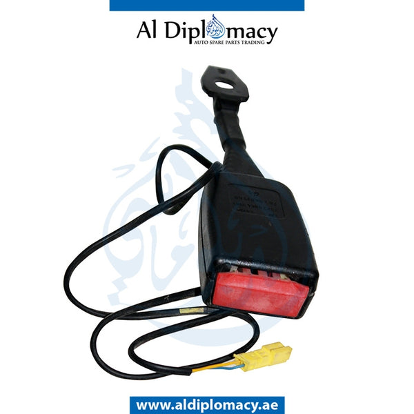 Front SEAT BELT BUCKLE for Mercedes-Benz C Class C209 (2002-2010) models, Part Number UN-2038601969