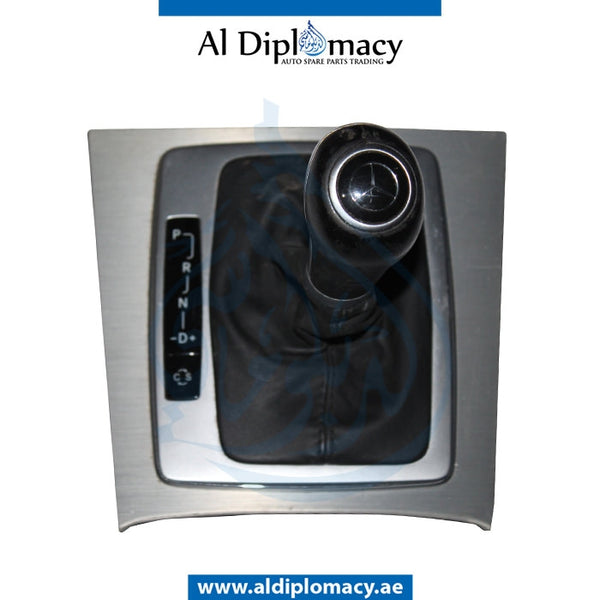GEAR SHIFT HANDLE for Mercedes-Benz C Class W204 (2007-2015) models, Part Number UN-2042672310