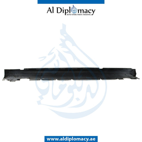 Right SIDE STEP for Mercedes-Benz C Class X204 (2010-2015) models