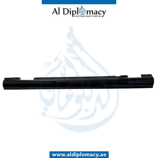 Left SIDE SKIRT for Mercedes-Benz C Class W204 (2007-2015) models, Part Number UN-2046982554