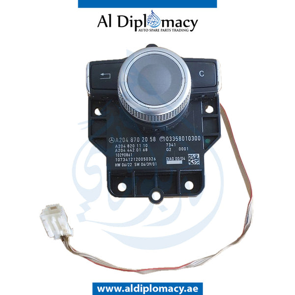 PUSH BUTTON Switch, AUDIO & COMAND for Mercedes-Benz C Class W204 (2007-2015) models, Part Number UN-2048702058