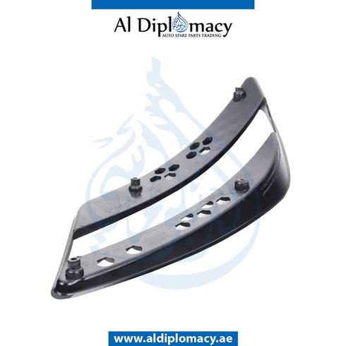 Front Left Lower BUMPER FOG LAMP GRILLE for Mercedes-Benz C Class W204 (2007-2015) models