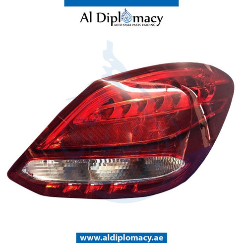 Right STOPLIGHT for Mercedes-Benz C Class W205 (2015-2021) models, Part Number UN-2059061902