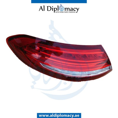 Left STOPLIGHT for Mercedes-Benz C Class W205 (2015-2021) models, Part Number UN-2059066500