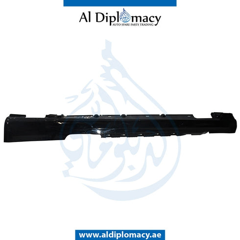 SIDE SKIRT TRIM SILL COVER for Mercedes-Benz C Class W204 (2007-2015) models, Part Number UN-2076980154