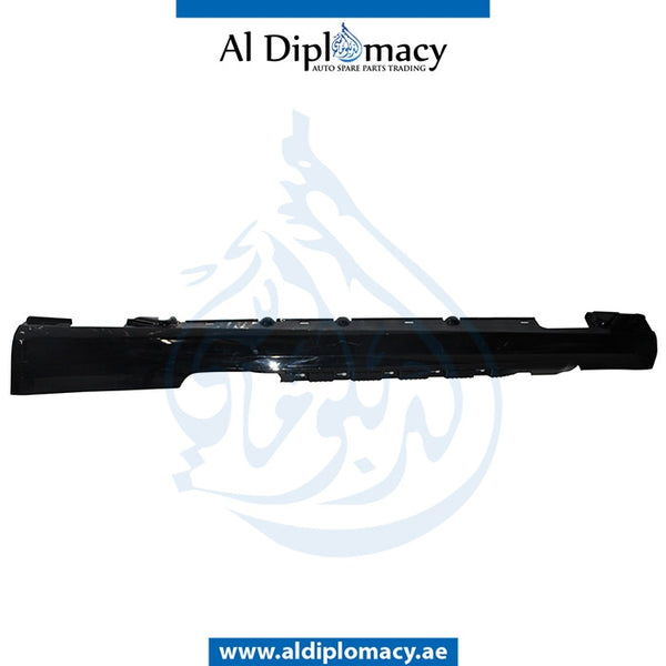 SIDE SKIRT TRIM SILL COVER for Mercedes-Benz C Class W204 (2007-2015) models, Part Number UN-2076980154