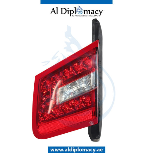 Right TRUNK LID STOPLIGHT for Mercedes-Benz E-Class Coupe W207 (2009-2017) models, Part Number UN-2078200464