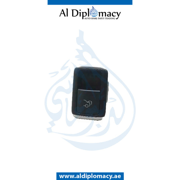 Front DOOR TRUNK LID RELEASE SWITCH for Mercedes-Benz E-Class Coupe W207 (2009-2017) models, Part Number UN-2079057901