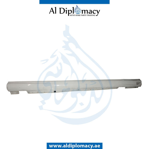 Right SIDE SKIRT for Mercedes-Benz E Class W211 (2002-2009) models, Part Number UN-2116980654