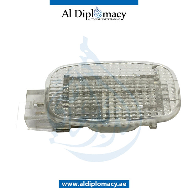 INTERIOR LAMP for Mercedes-Benz C Class W211 (2002-2009) models, Part Number UN-2118201601