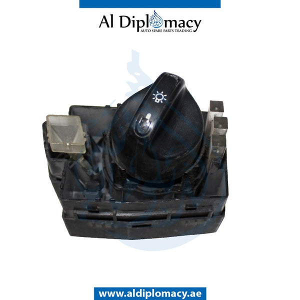 LIGHT SWITCH for Mercedes-Benz S Class W220 (1999-2005) models, Part Number UN-2205450104