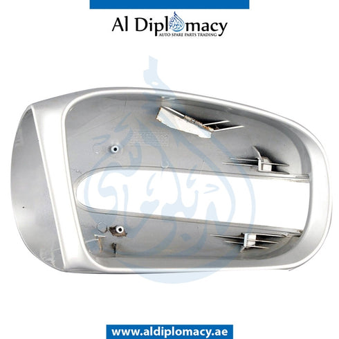 Right Mirror Cover, WHITE for Mercedes-Benz CL Class W215 (1999-2005) models, Part Number UN-2208100264-WH