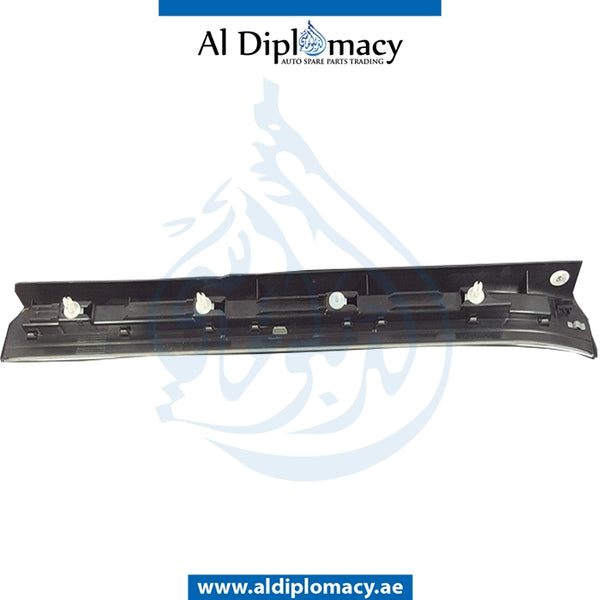 Front Right DOOR ENTRANCE Cover, WITH MERCEDES LETTERING for Mercedes-Benz S Class W221 (2006-2013) models, Part Number UN-2216800235