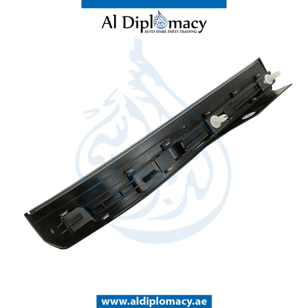 Rear Right DOOR COVER RAIL for Mercedes-Benz S Class W221 (2006-2013) models, Part Number UN-2216800635