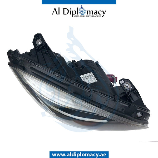 Right Headlight, BI XENON for Mercedes-Benz B Class W246 (2011-2019) models, Part Number UN-2468200639