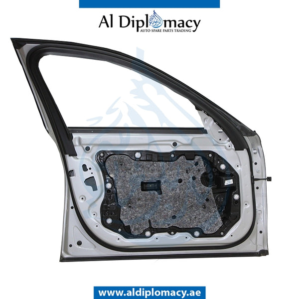 Front Left Door, COMPLETE for BMW 7 Series G11 (2015) models, Part Number UN-41517423699-CO