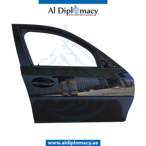 Front Right Door, COMPLETE for BMW 3 Series G20 (2018-2022) models, Part Number UN-41517482276-CO