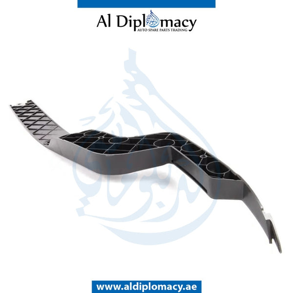 Front Right SPOILER ADAPTER for Mini Cooper Mini Countryman R60 (2011-2016) models, Part Number UN-51112180738