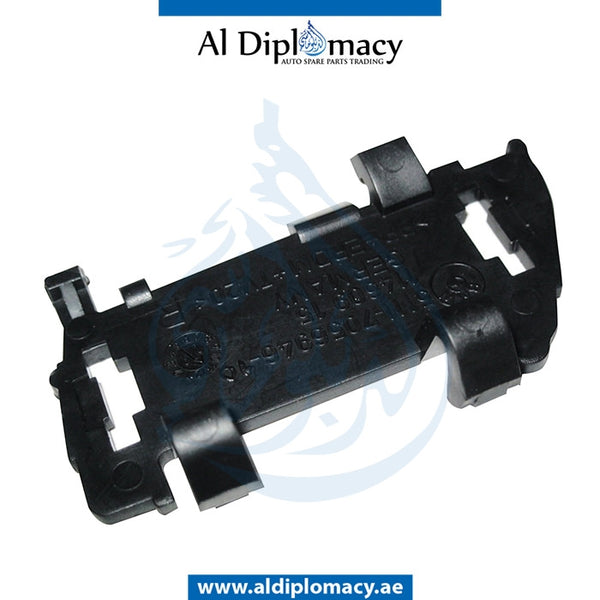 Right HEADLIGHT WASHER COVER DUMMY PLUG for BMW 5 Series E60 (2004-2010) models, Part Number UN-51117056946