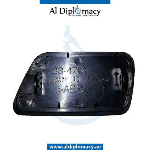 Right HEADLIGHT WASHER COVER for BMW 5 Series E60 (2004-2010) models, Part Number UN-51117111742