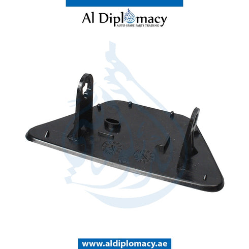 Right HEADLIGHT WASHER COVER for BMW 5 Series F10 (2010-2016) models, Part Number UN-51117246870