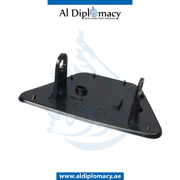 Right HEADLIGHT WASHER COVER for BMW 5 Series F10 (2010-2016) models, Part Number UN-51117246870