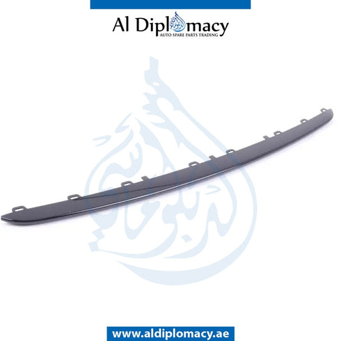 Front Lower BUMPER Molding, CENTER for Mini Cooper Mini Clubman R55 (2010-2014) models, Part Number UN-51117250786