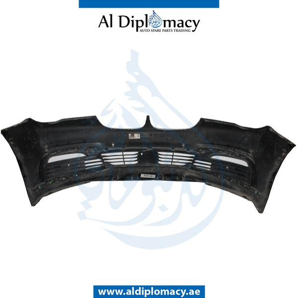 Front Bumper, WITH SENSOR Hole, AND FOG Lamps, COMPLETE for BMW 7 Series G11 (2015) models, Part Number UN-51117402812-CO