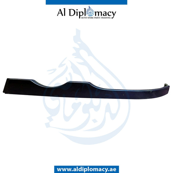 Left Lower HEADLIGHT MOLDING for BMW 3 Series E46 (1998-2005) models, Part Number UN-51138208677