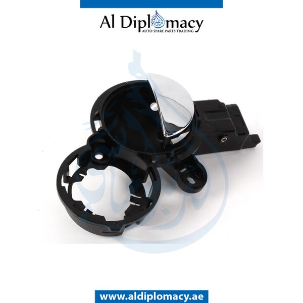 Front Left Inner DOOR HANDLE for Mini Cooper Mini R50 (2001-2006) models, Part Number UN-51217133517