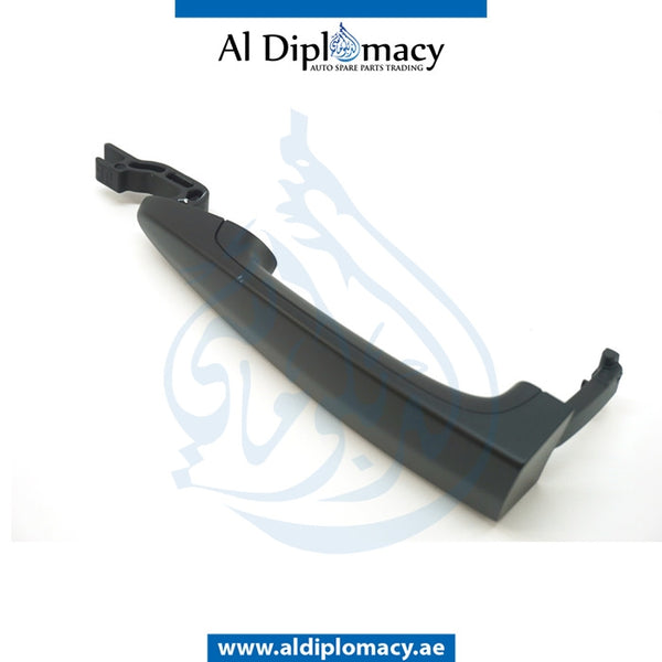 Left DOOR HANDLE for BMW 3 Series E70 (2006-2013) models, Part Number UN-51217207539