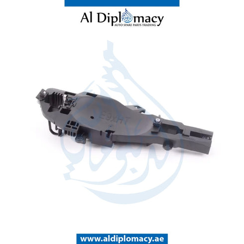 Right DOOR HANDLE CARRIER for BMW 3 Series E90 (2005-2011) models, Part Number UN-51227199840