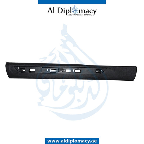 Front Left DOOR ENTRANCE COVER for BMW X5 Series F15 (2013-2018) models, Part Number UN-51477329463