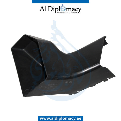 Right RADIATOR AIR DUCT for BMW X5 Series F15 (2013-2018) models, Part Number UN-51747304536