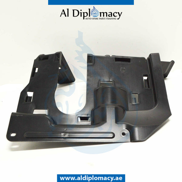 Front Right STEERING ASSEMBLY COVER for BMW X5 Series G05 (2018-2023) models, Part Number UN-51757424918