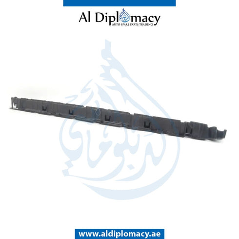 Right SIDE SKIRT SUPPORT for BMW X5 Series E70 (2006-2013) models, Part Number UN-51777207198