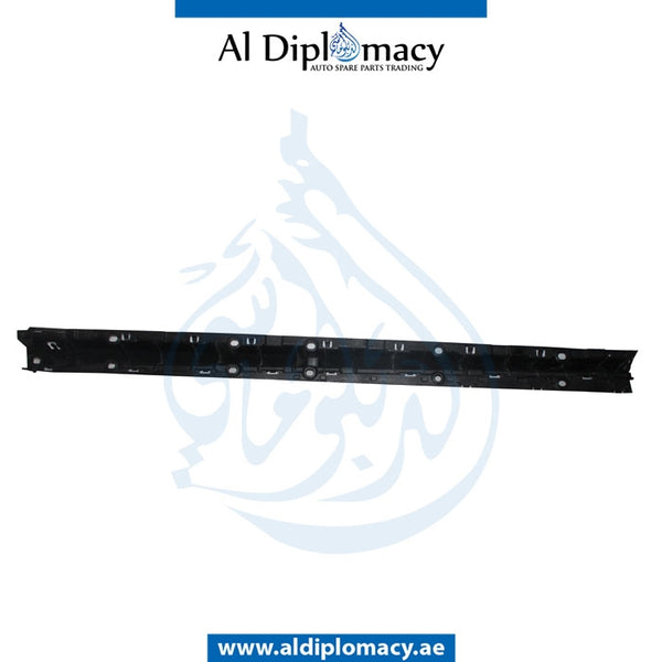 Right SIDE SKIRT SUPPORT for BMW X5 Series F15 (2013-2018) models, Part Number UN-51777294384