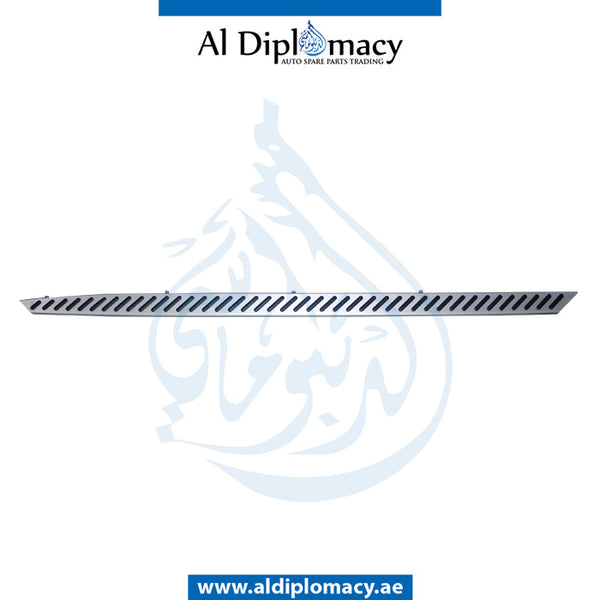 Right SIDE SKIRT RUNNING BOARD for BMW X5 Series F15 (2013-2018) models, Part Number UN-51777294386